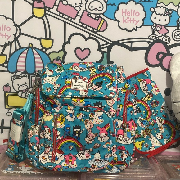 NWT Tokidoki Hello Kitty Sanrio JUJUBE Rainbow Dreams be sporty backpack - Picture 1 of 6